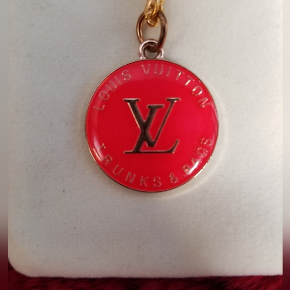 TRUNKS AND BAGS CHARM NEON RED - Picture 4 of 7